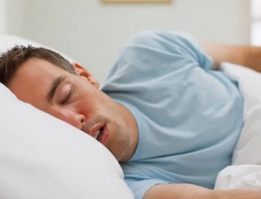 Βίντεο: Η μέθοδος 4-7-8 για να κοιμηθείτε σε μόλις 1 λεπτό!